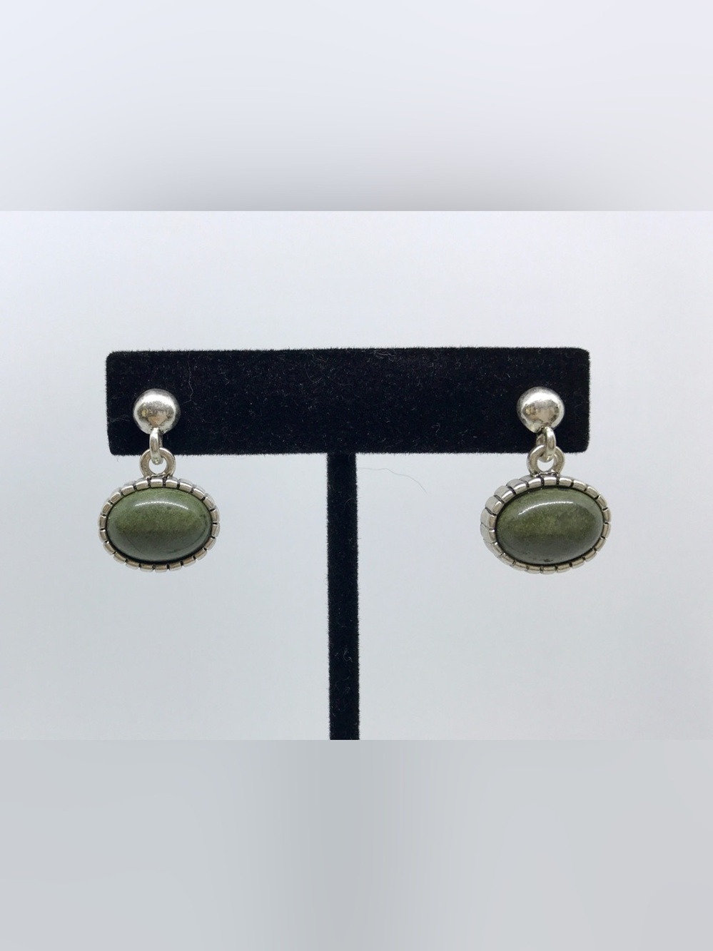 NWOT Premier Designs Olive Green Oval Drop Earrings